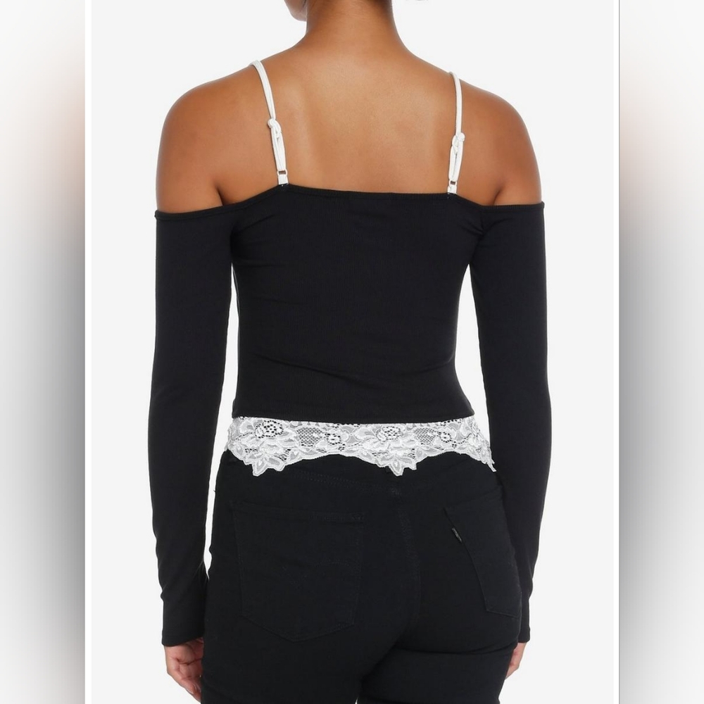 Thorn & Fable Black Ruched Lace Trim Crop Top